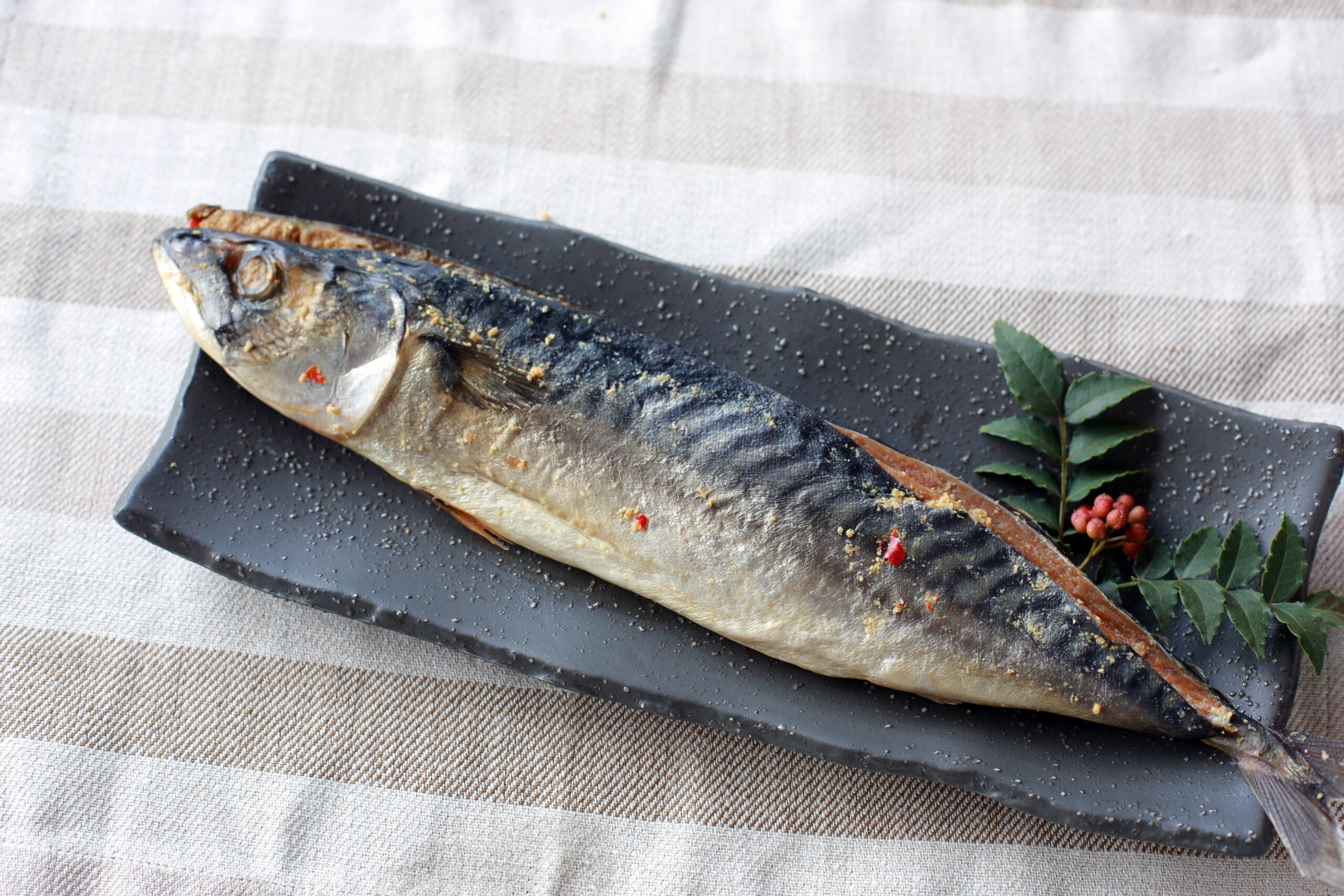 福井の伝統料理、「鯖のへしこ」